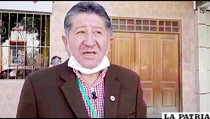 El representante de los médicos mostró su preocupación por sus colegas /LA PATRIA