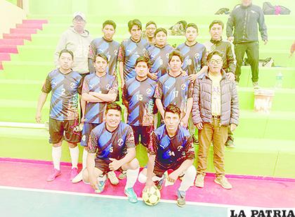 El equipo de Ende S&C es el actual líder del torneo de futsal 
/LA PATRIA /archivo