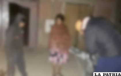 Los adolescentes infractores fueron trasladados a dependencias policiales por lo que se reserva su identidad /LA PATRIA
