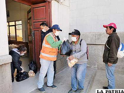 Varias instituciones han mostrado su lado solidario y dieron ayuda a las personas de escasos recursos /ABC