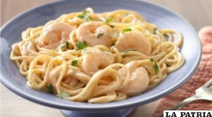 Espagueti con camarones