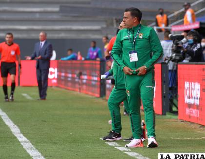 El seleccionador, César Farías /APG