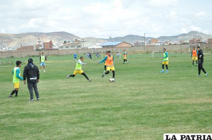 El equipo “santo” aún no cuenta con un director técnico /LA PATRIA