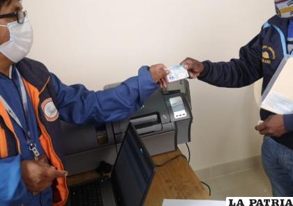 Las brigadas llegan a hasta los hogares para la cedulación /ABI