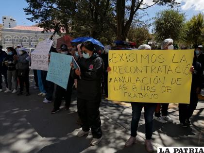 Trabajadores en salud exigen la cancelación de sueldos retrasados /LA PATRIA
