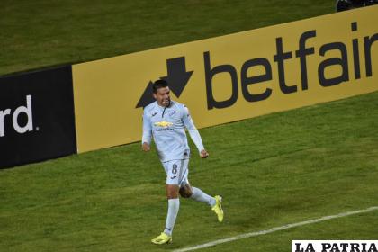 Diego Bejarano en el 49 anotó el gol del triunfo de Bolívar /APG