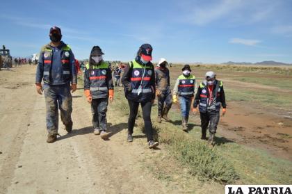 Trabajadores de la Universidad Técnica de Oruro /LA PATRIA