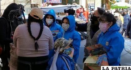 Niños en la calle piden dinero /Archivo /LA PATRIA