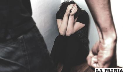 La menor sufría agresiones físicas y psicológicas de su padre /Foto referencial