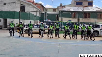 Son diez efectivos policiales quienes patrullarán en bicicletas /LA PATRIA