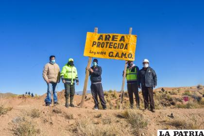 Autoridades ediles colocan letrero informativo de área protegida /GAMO