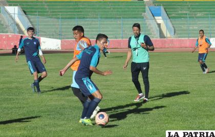 El equipo busca encontrar su mejor juego con miras al encuentro del sábado /LA PATRIA