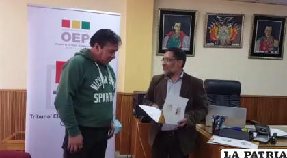 La entrega se hizo ayer en la tarde en despacho del presidente del TEDO /RR.SS.