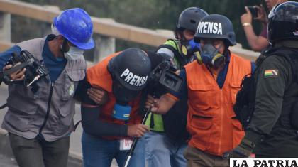 Periodista luego de agresión en conflictos de octubre de 2019 /RR.SS.