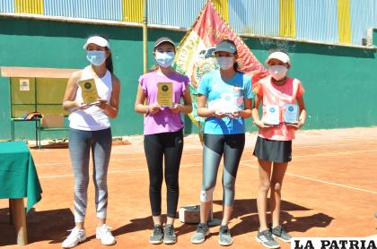 Las ganadoras dentro la rama femenina /LA PATRIA