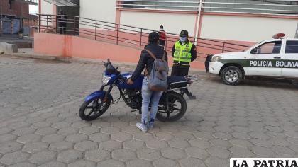 La motocicleta con la que impactó /LA PATRIA