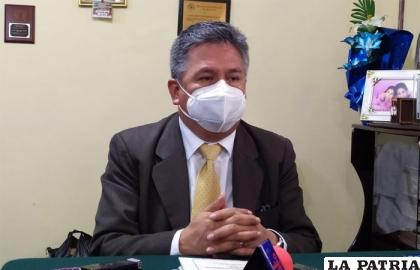 Luis Larrea, presidente del Colegio Médico 
/ARCHIVO ERBOL