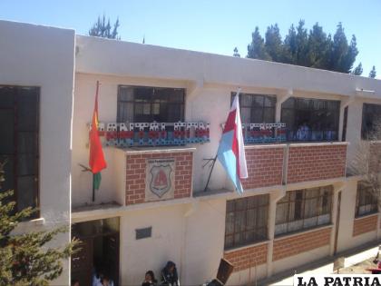 Todavía sus alumnas no volvieron a las aulas, esperarán hasta el 18 de abril /FACEBOOK