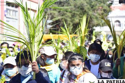 Fieles celebraron el inicio de la Semana Santa /LA PATRIA