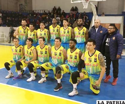 Carl A-Z finalmente determinó no participar en la LNB y sí en la Libobásquet /LA PATRIA