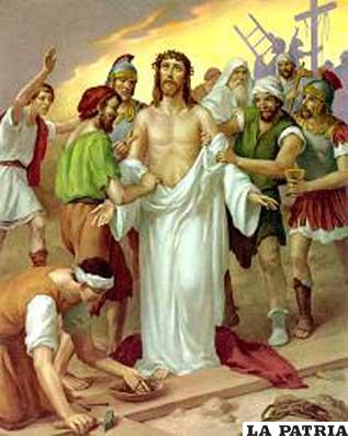 Décima Estación
JESÚS ES DESPOJADO DE SUS 
VESTIDURAS