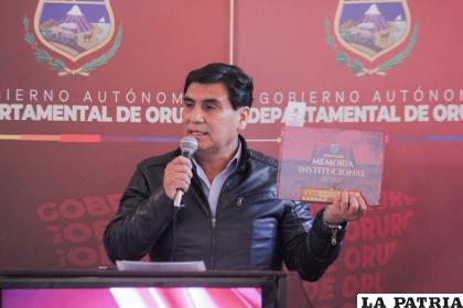 El gobernador Johnny Vedia presentó la memoria institucional 
/GADOR
