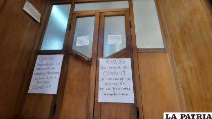 Biblioteca Pública Municipal “Marcos Beltrán Ávila” de Oruro 
/LA PATRIA
