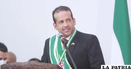 El gobernador cruceño es investigado por la presunta comisión de los delitos resoluciones contrarias a la Constitución e incumplimiento de deberes /ANF