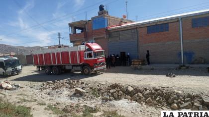 Lograron secuestrar fardos de ropa usada y zapatillas /Cortesía
