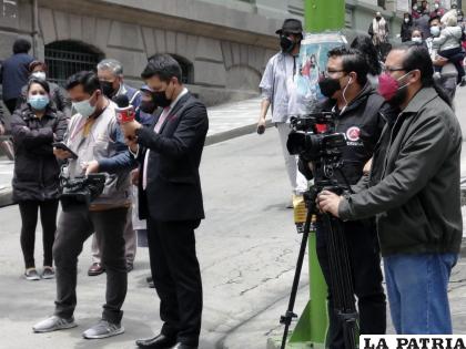 Periodistas realizan cobertura informativa en la ciudad de La Paz /ANP FRANZ CHAVEZ
