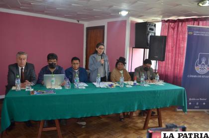 Senadora Vannia Rocha, agradeció la participación de los municipios y las ONG invitadas /LA PATRIA
