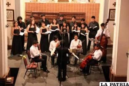 Presentaciones del recuerdo del Coro y Orquesta Antiqva Mvsicvun/ Archivo 
