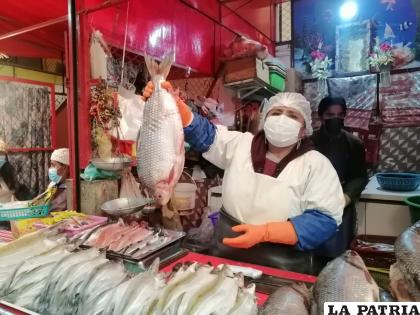 Venta de pescados abunda en Semana Santa /LA PATRIA