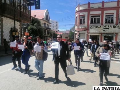 Periodistas orureños rechazan proyecto de ley 305 
/LA PATRIA
