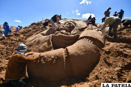 Jonás y la Ballena fue plasmado por estudiantes de arte de la Universidad Autónoma Tomas Frías (UATF) de Potosí