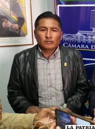 Senador Gilmar Huarachi /LA PATRIA