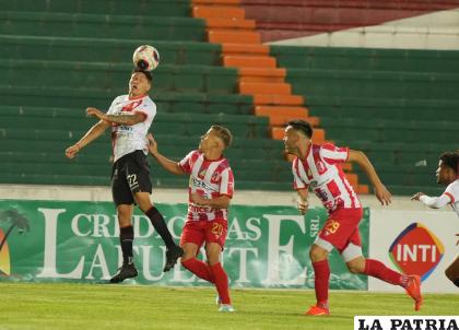 El cuadro â€œmillonarioâ€ supo manejar las acciones del partido para terminar ganando /APG