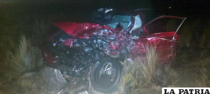 El accidente se registró en la ruta Oruro-Potosí la madrugada de ayer /LA PATRIA