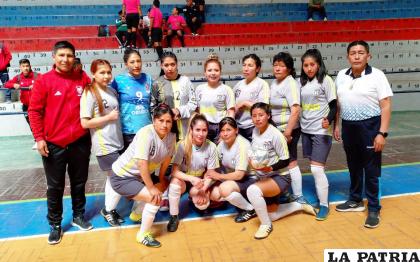 Las damas tuvieron una participación regular en el campeonato /LA PATRIA