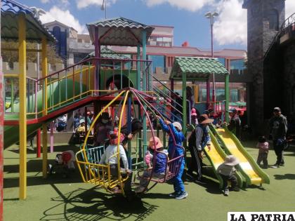 Los niños son el futuro del país /LA PATRIA