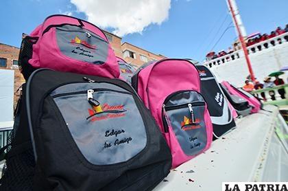 Mochilas que fueron adquiridas el 2017 /Archivo LA PATRIA