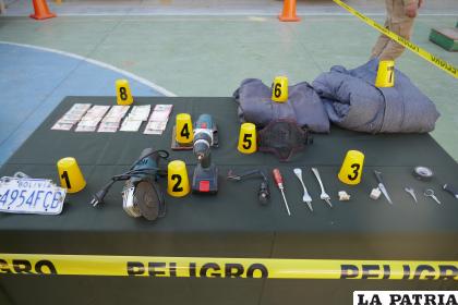 Objetos secuestrados que eran utilizados para robar vehículos 
/LA PATRIA