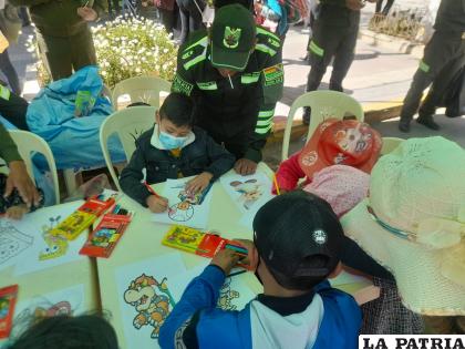 Niños disfrutaron de juegos recreativos /LA PATRIA
