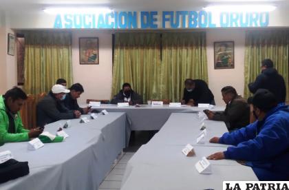 Los delegados que no asistan se atendrán a duras sanciones /LA PATRIA