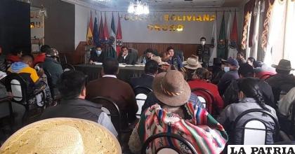 Hasta mayo se debe demostrar legalidad de la cooperativa /Defensoría del Pueblo  