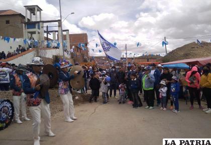 Buscan salida a la crisis de San José, aunque por caminos separados /LA PATRIA