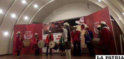 Inicia el Festival de Música Autóctona en el salón Luis Ramiro Beltrán /Jhonny Ballesteros