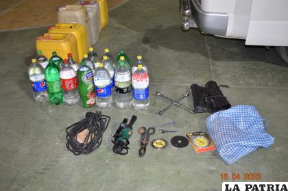 La gasolina era transportada en bidones y botellas /LA PATRIA