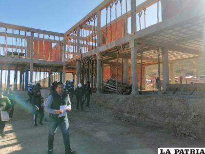 Inspección de avance de obra de la Unidad Educativa ??Dionisio Morales? /LA PATRIA