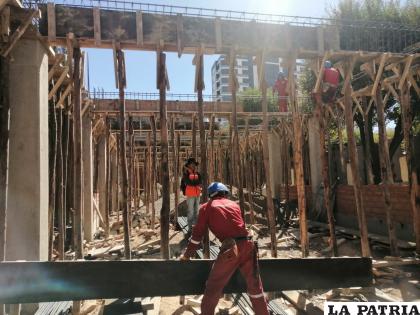 Avanza la construcción de la Unidad Educativa Pantaleón Dalence /LA PATRIA